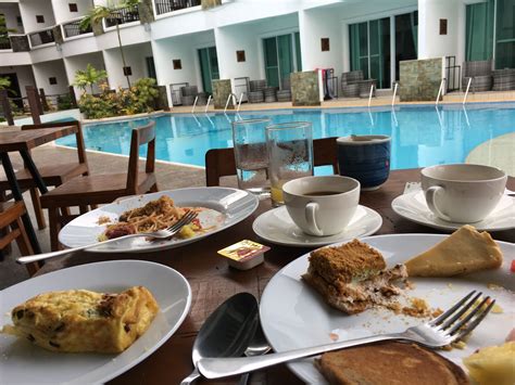 boracay hotel with buffet breakfast.